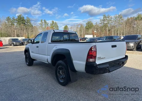 2008 Toyota Tacoma from USA, damaged, VIN 5TEUX42N38Z588405